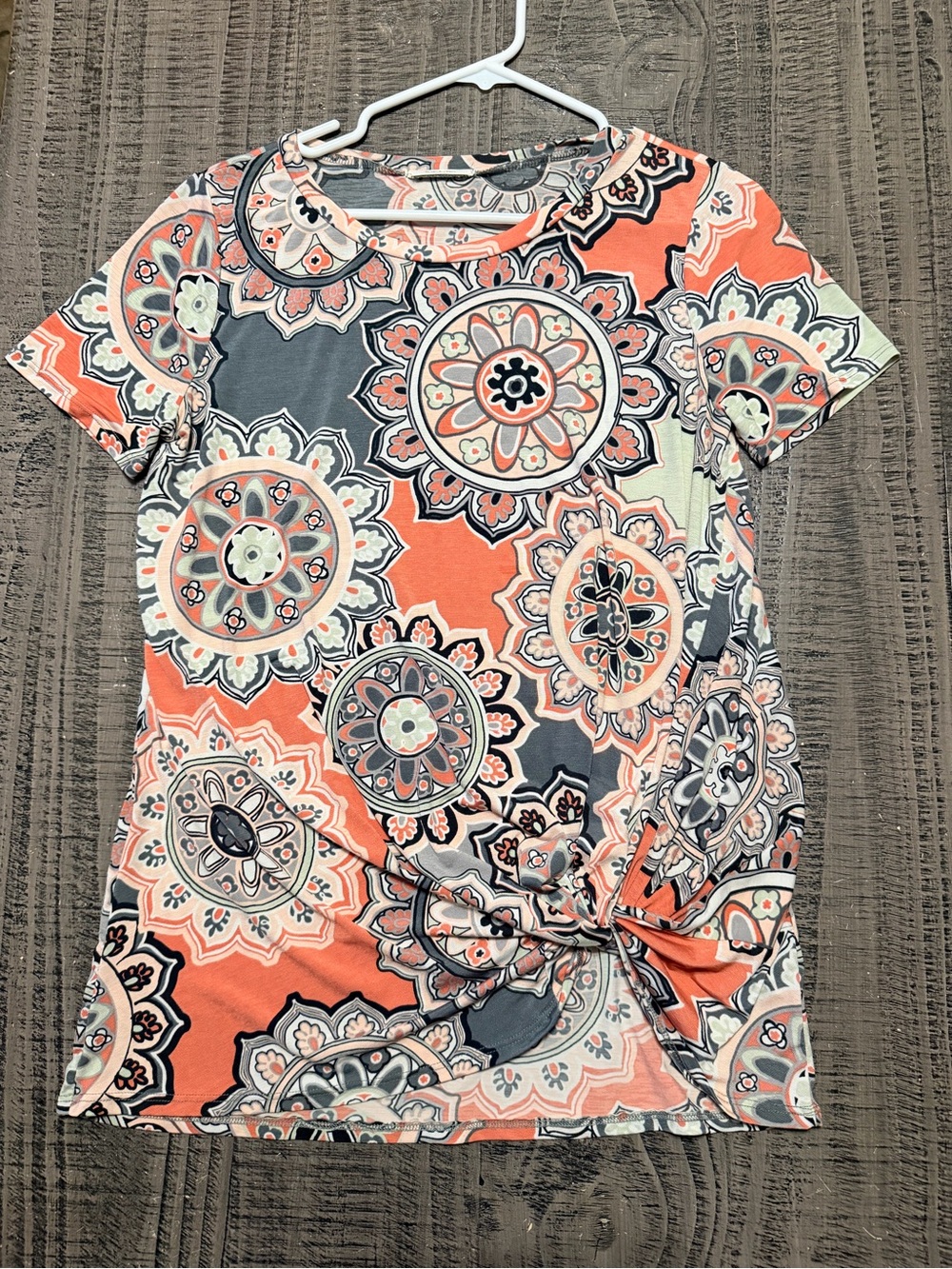 Twenty Ten Coral, Gray & Cream Medallion Twist-Front Tee